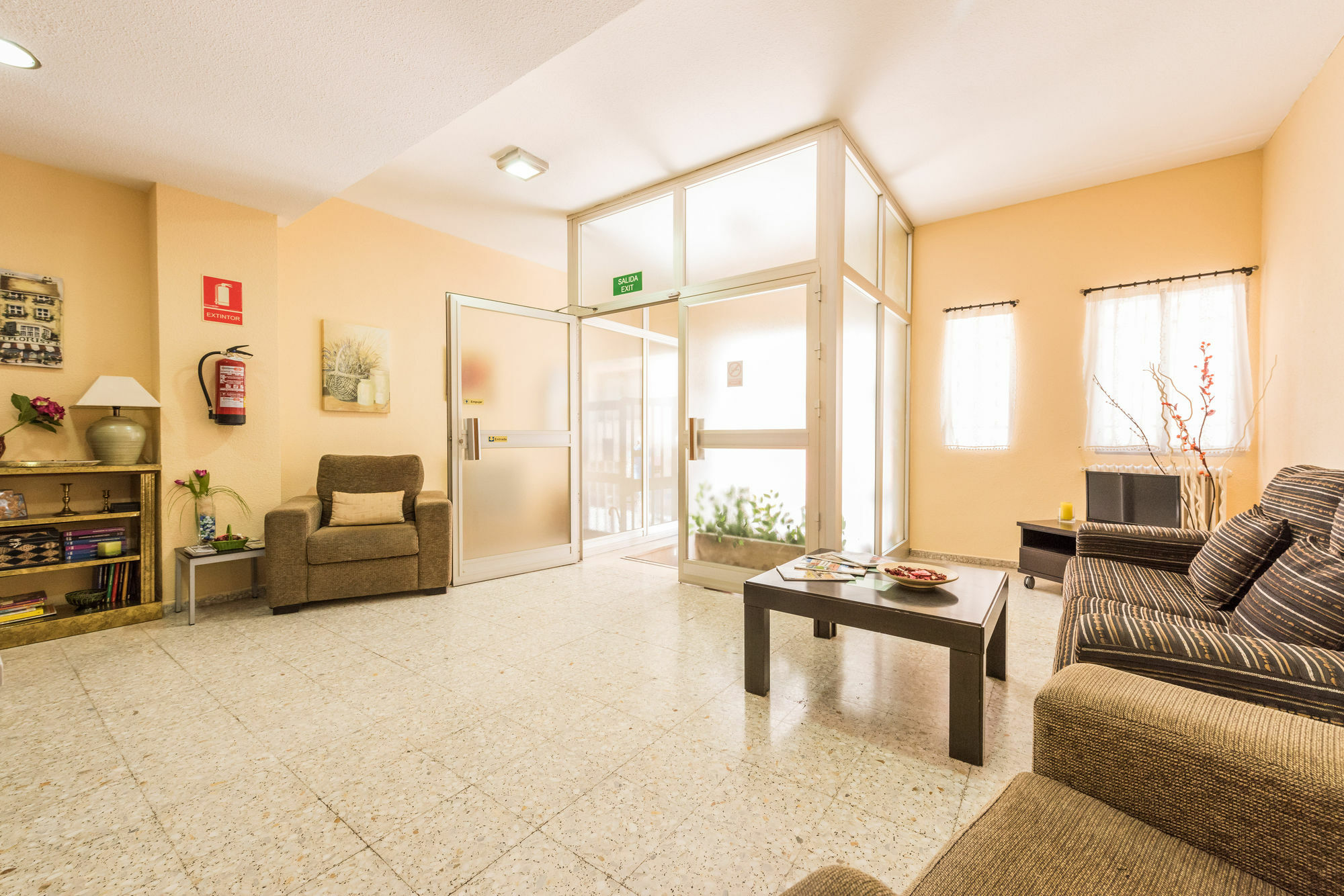 Hostal Arkanta Arganda Del Rey Exteriér fotografie