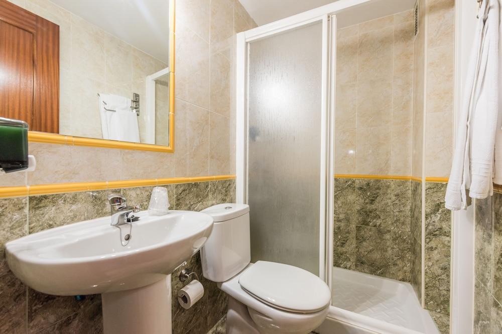 Hostal Arkanta Arganda Del Rey Exteriér fotografie